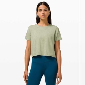 Lululemon Cates Tee
Heathered Rosemary Green